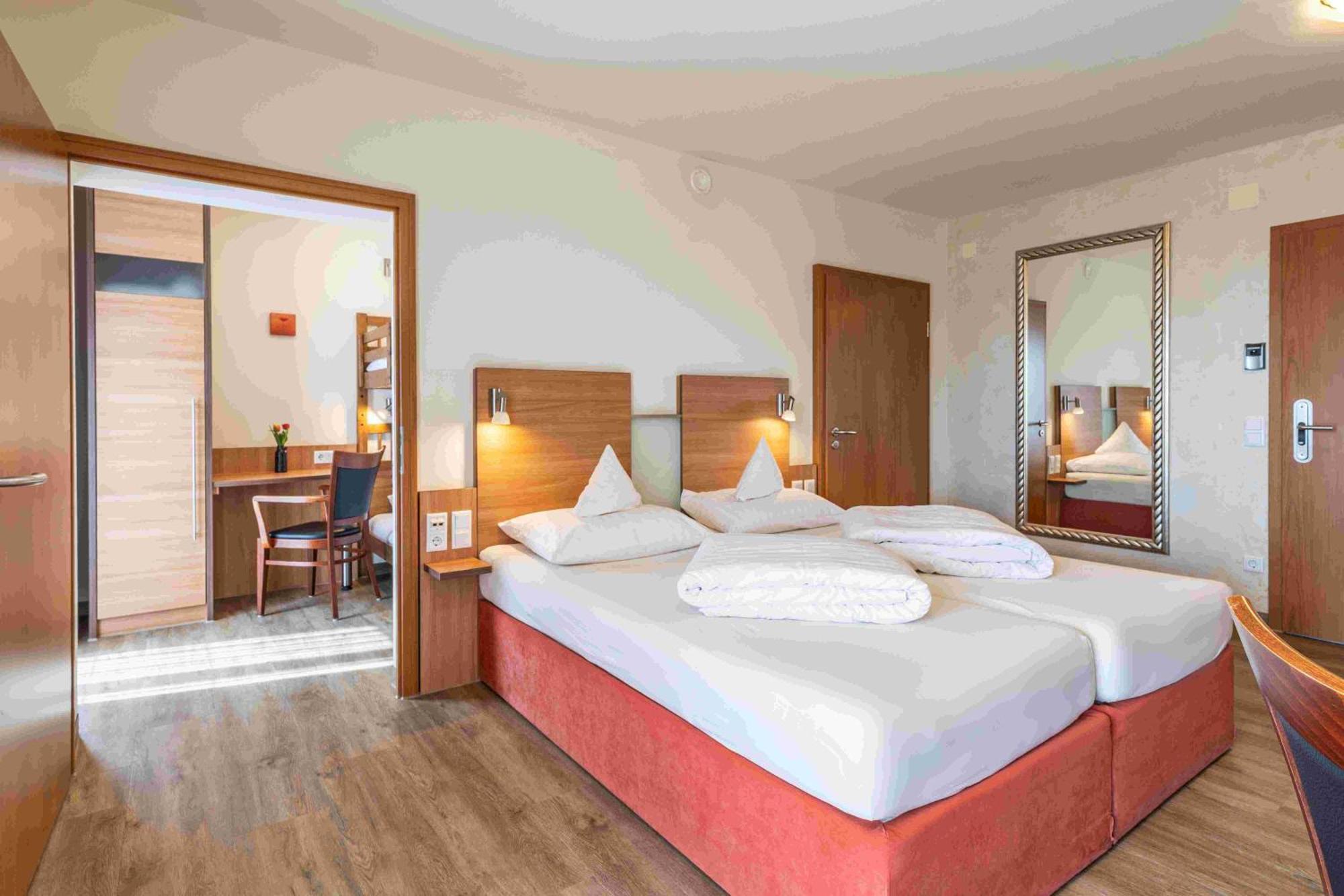 Hotel Hagnauer Hof ภายนอก รูปภาพ